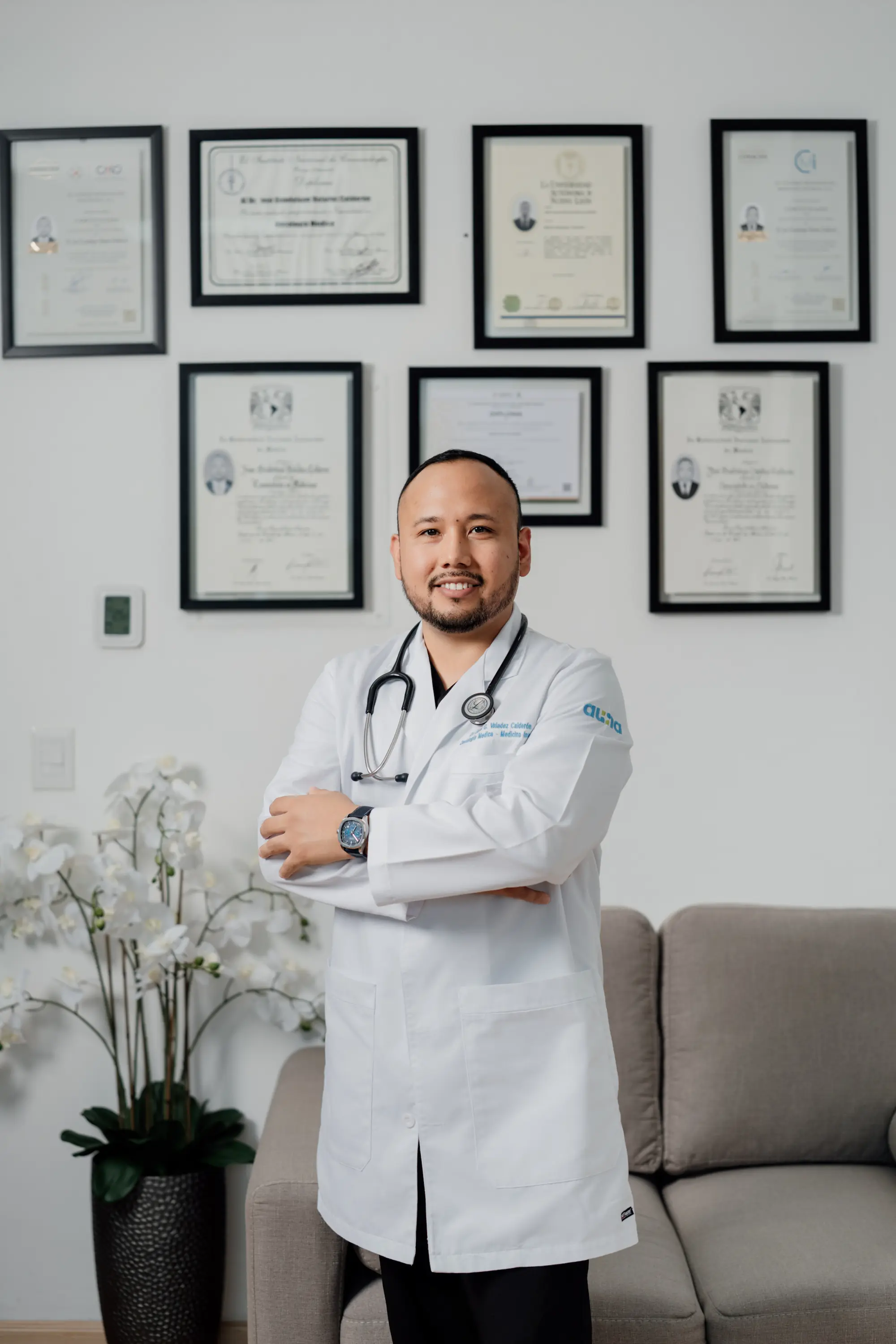 Dr. José G. Valadez Calderón